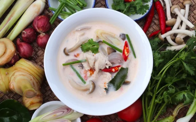 Tom Kha Gai - Vegetarian Thai cooking class | Thai cooking class Whitchurch | Learn Thai cooking UK