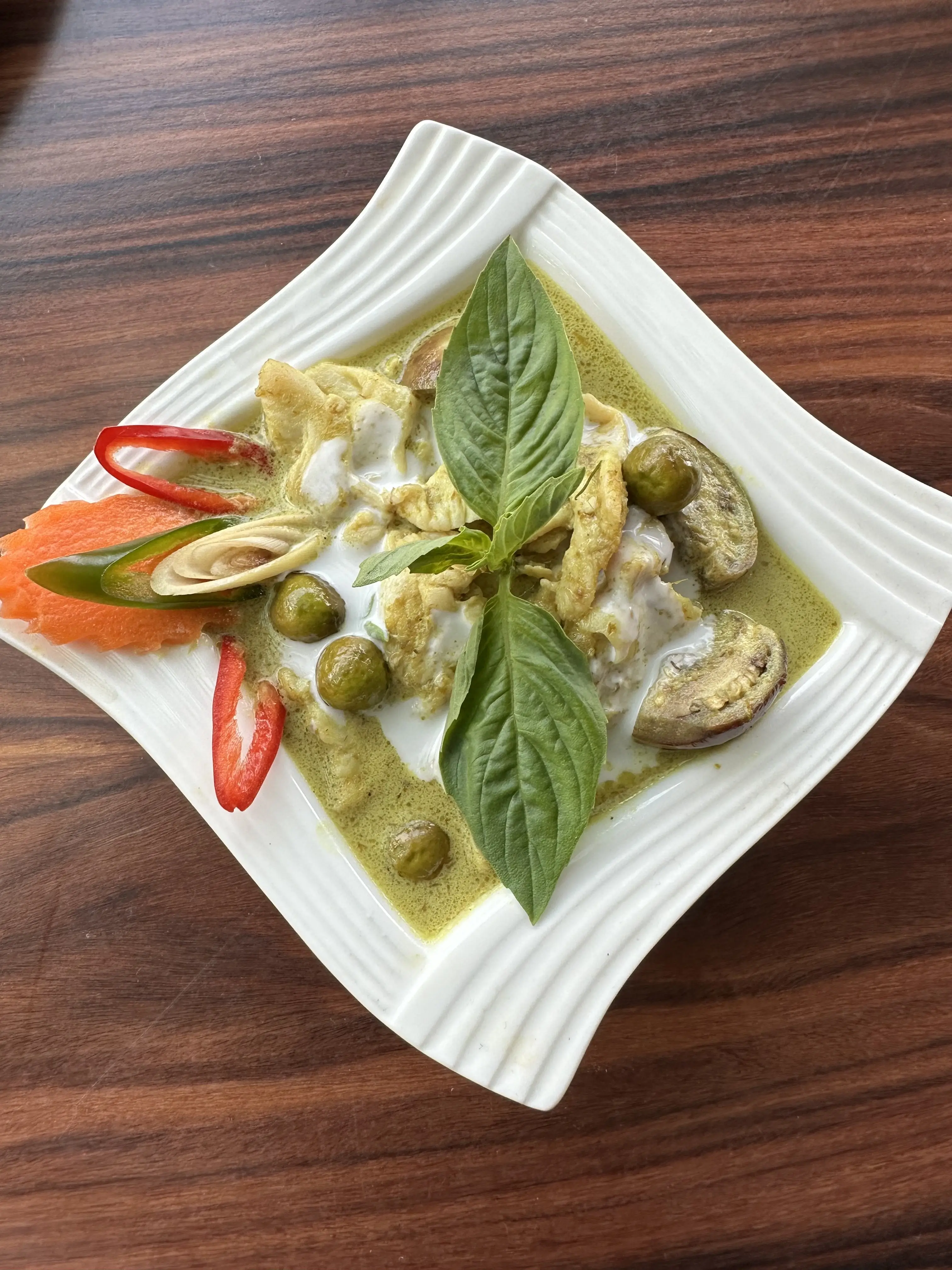 Chicken Green Curry - Thai curry cooking class | Thai cookery course | Learn Thai cooking UK